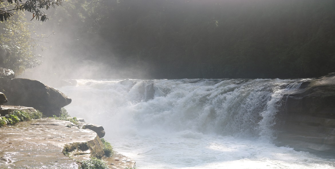 Nafakhum Waterfall Adventure Tour