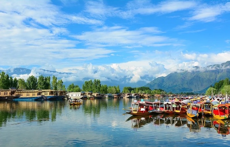 Family Tour to 3-Jewels of Kashmir