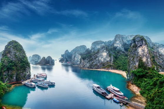 Essence of Vietnam: 2 Nights & 3 Days Exclusive Tour Package