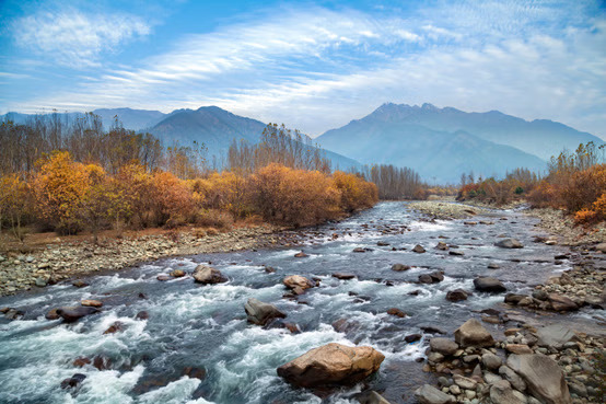 Experience Sinthan Top in Kashmir - Where Snow Never Disappears