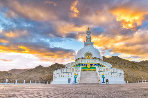 Ultimate Ladakh Escape: 5 Nights of Breathtaking Beauty and Culture