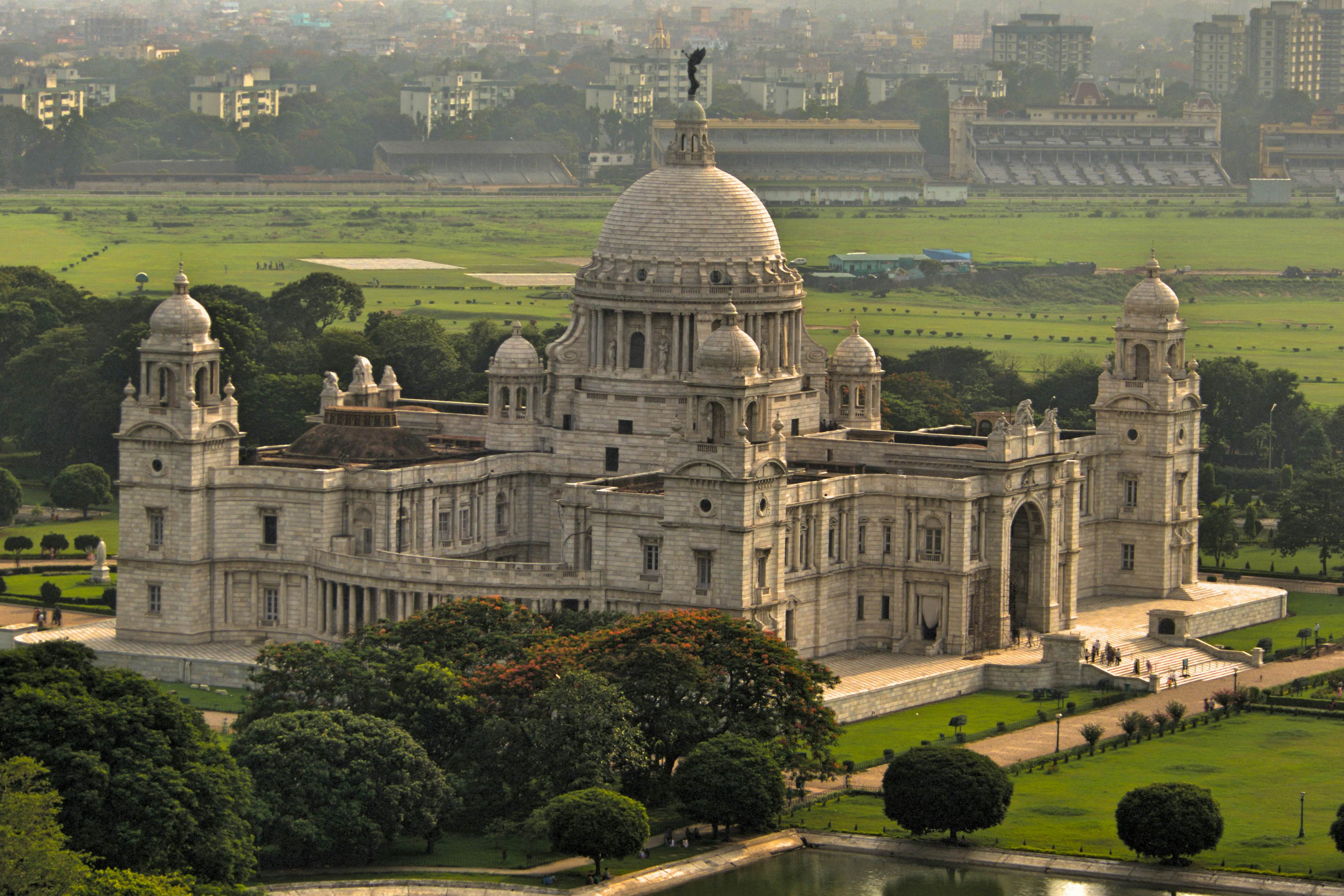 Explore the City of Joy: 4-Day Kolkata Getaway