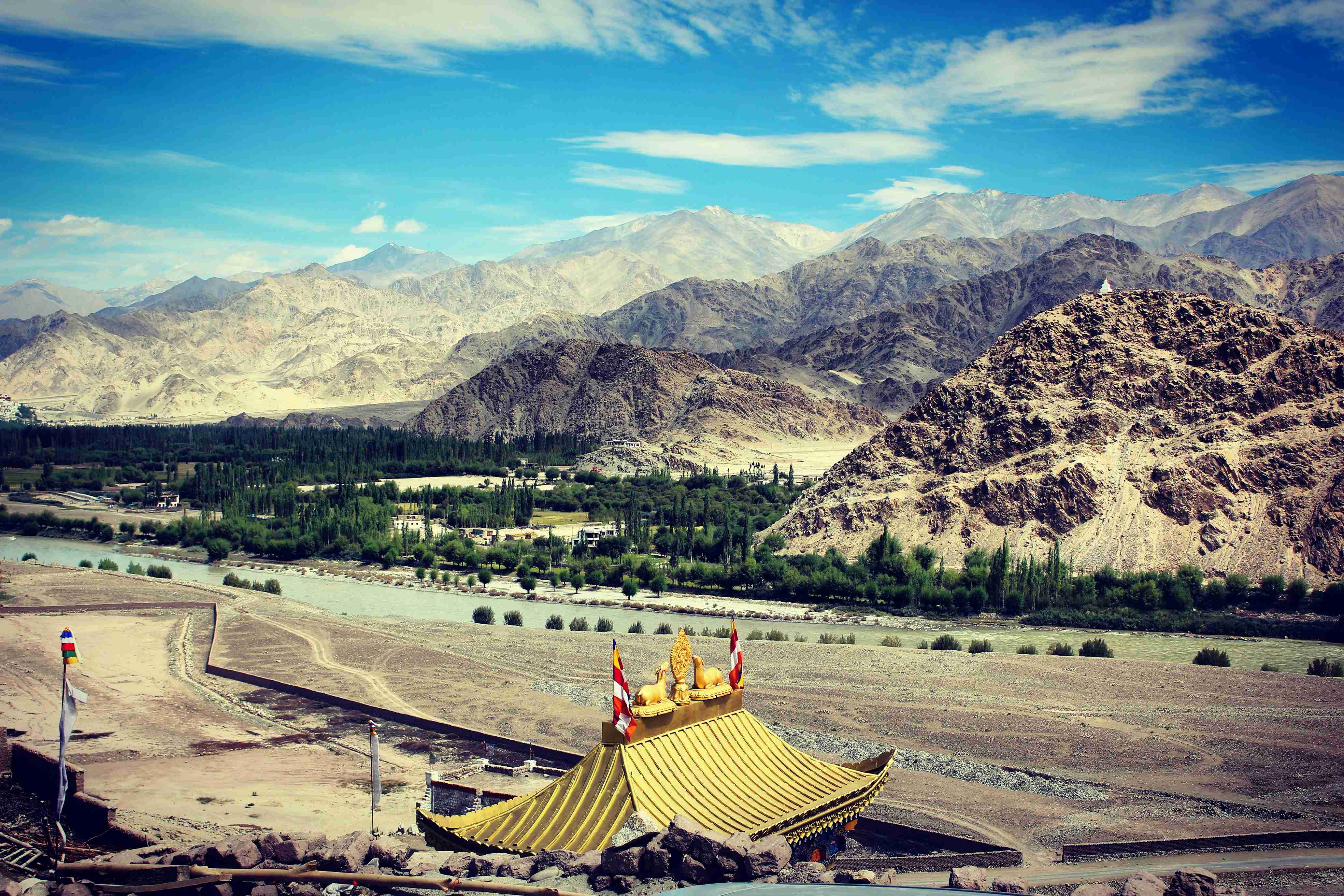 Journey to the Roof of the World: 5 Days in Ladakh